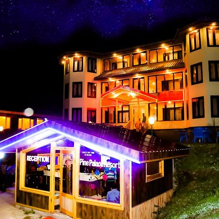 Pine Palace Resort Pahalgām Eksteriør billede